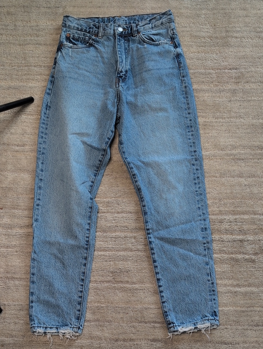 Dr. Denim Nora 27